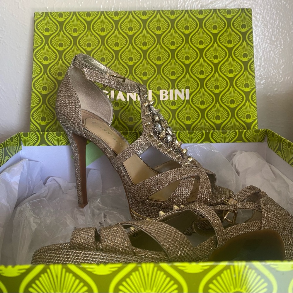 Gianni Bini sparkly heels